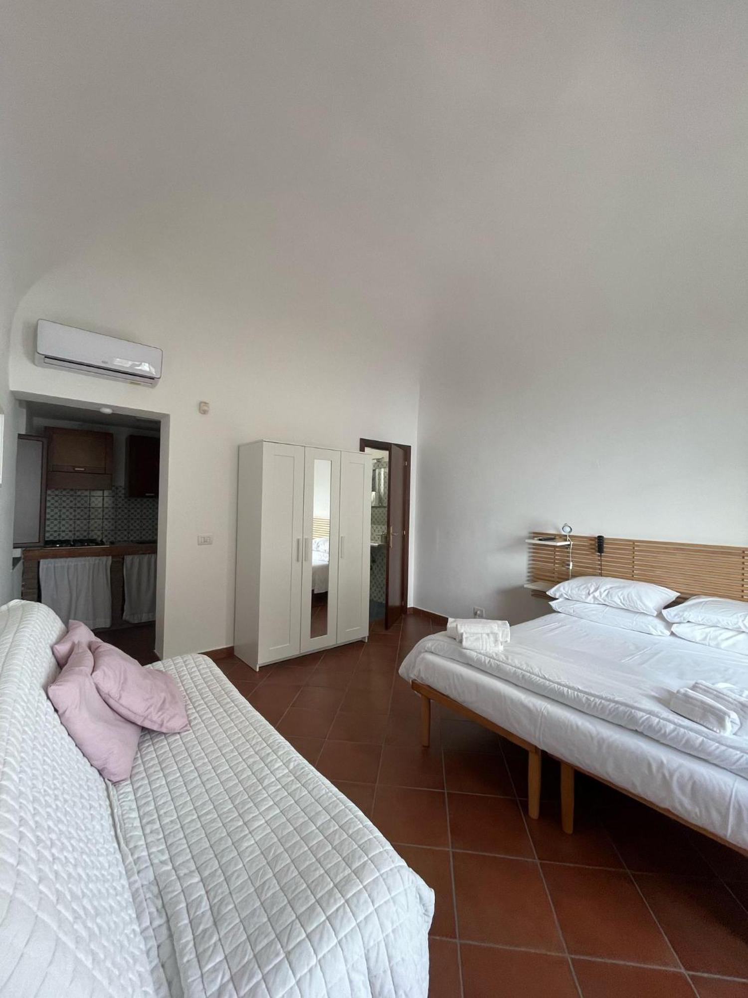 Casa Scala Hotell Acireale Exteriör bild