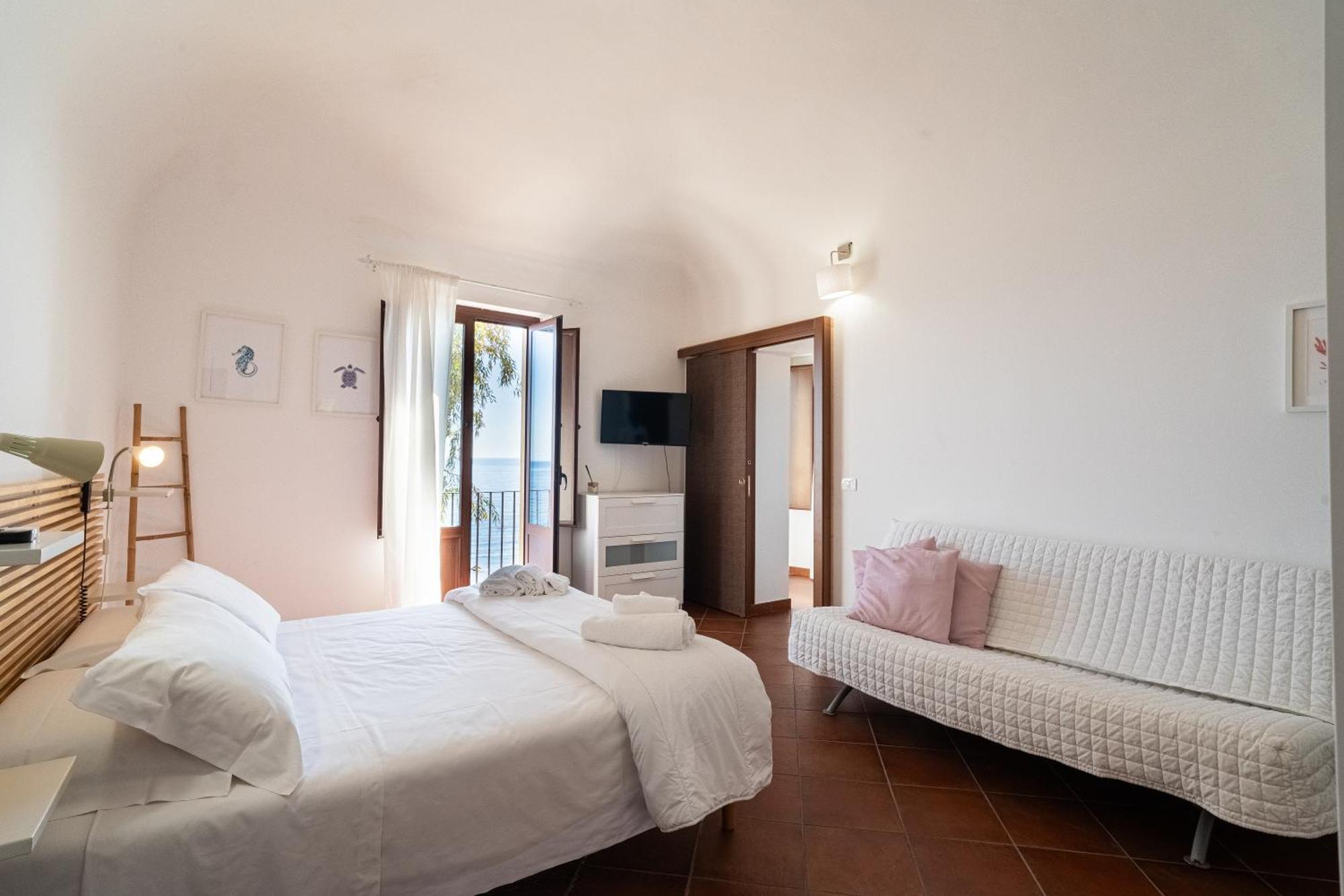 Casa Scala Hotell Acireale Exteriör bild